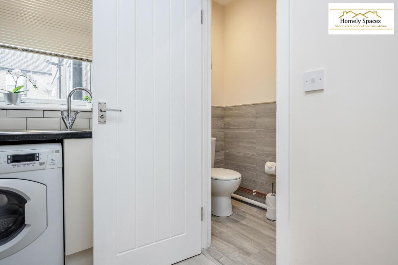 Bedford Hospital Victoria Apartments A And B By Homely Spaces Short Lets & Serviced Accommodation エクステリア 写真